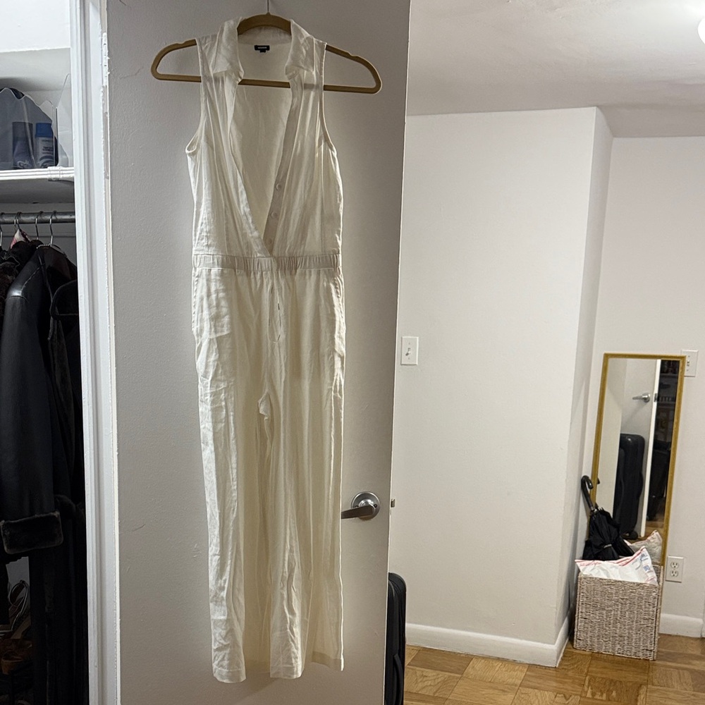 NWOT Monrow Cream Sleeveless Jumpsuit Size XS